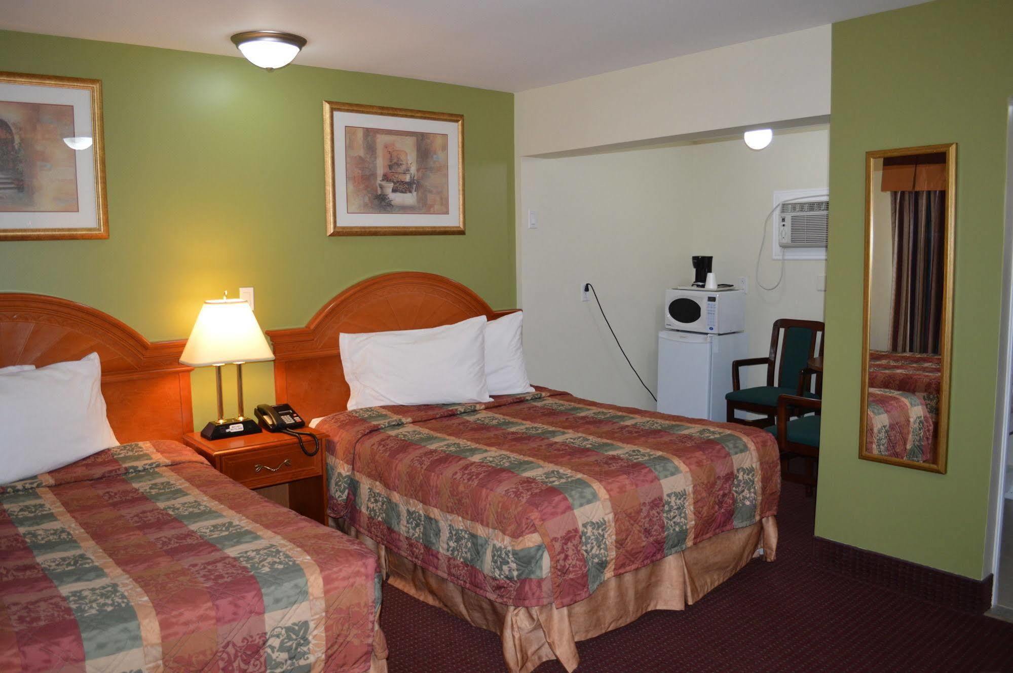 Lincoln Motel Sturgeon Falls Buitenkant foto