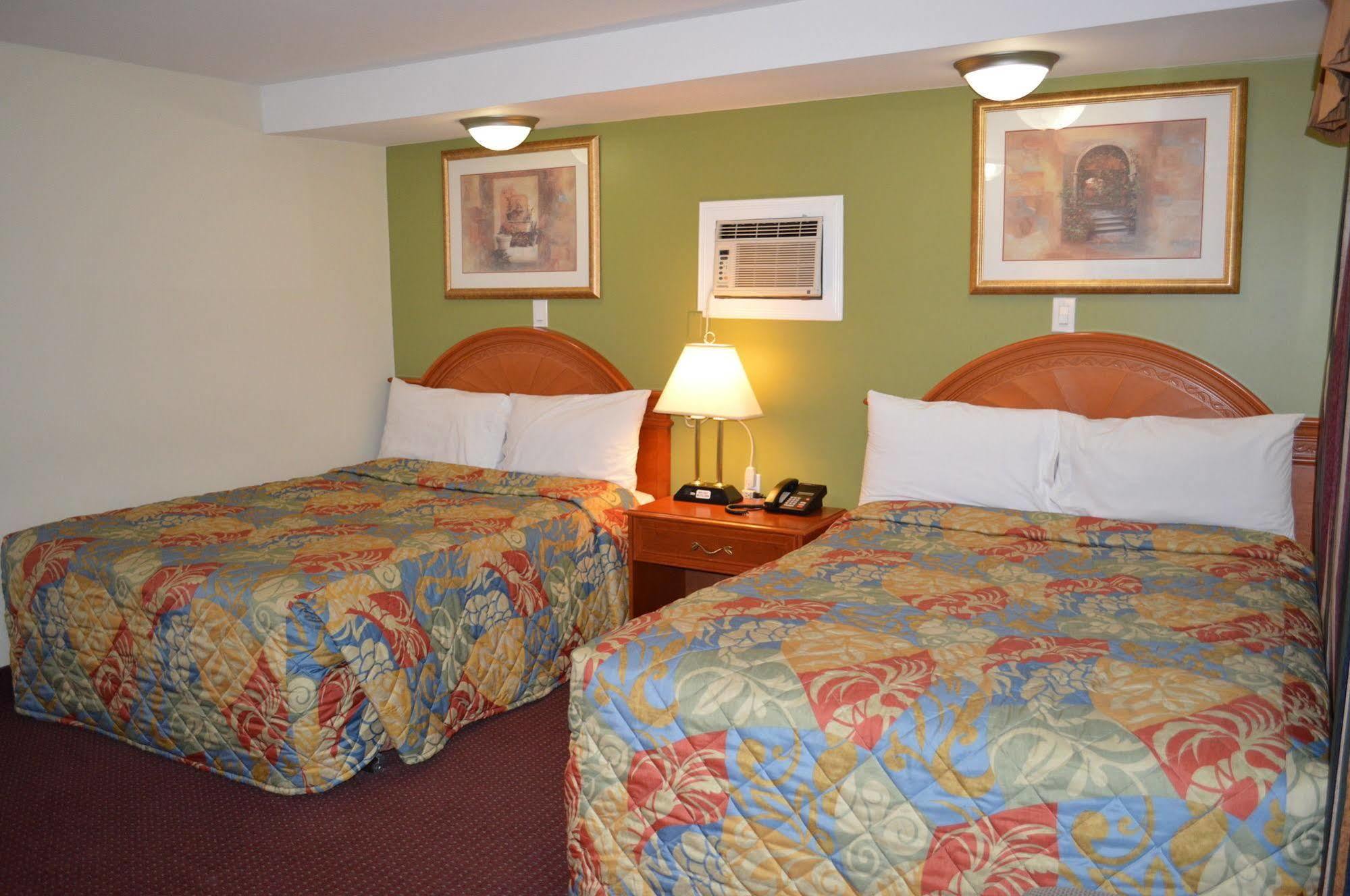 Lincoln Motel Sturgeon Falls Buitenkant foto